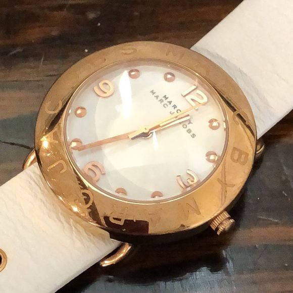 MARC JACOBS Rose Gold & White Leather Large Dial Watch NWOT - Picture 8 of 17